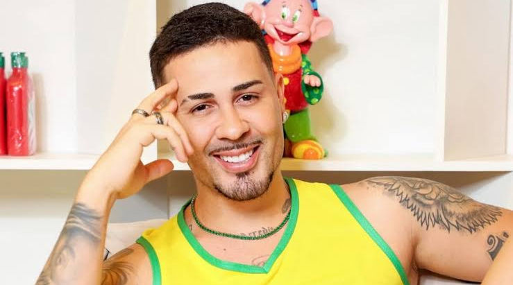 Anitta mostra atitude e posicionamento firme ao deixar de seguir Carlinhos Maia