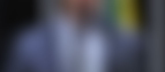 Ex-deputado Rafael Motta passa bem após sofrer acidente praticando kitesurf