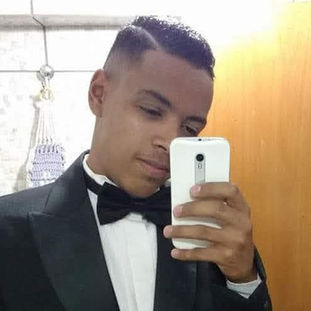 Após mais de 50 dias em coma, morre jovem que bebeu gin adulterado com metanol
