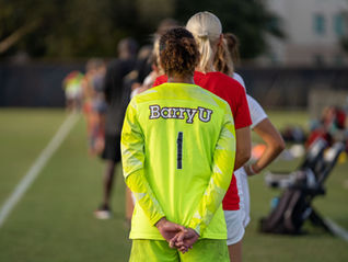 Post-Pandemic Athletics: Fall Sports Rebounding After a Year of UncertaintyWomen's volleyball team