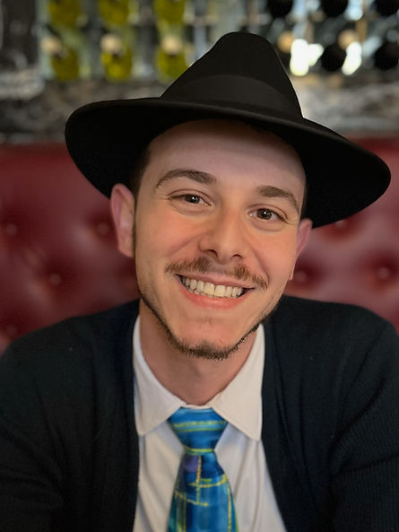 Gabe Prof Pic 2024_edited.jpg