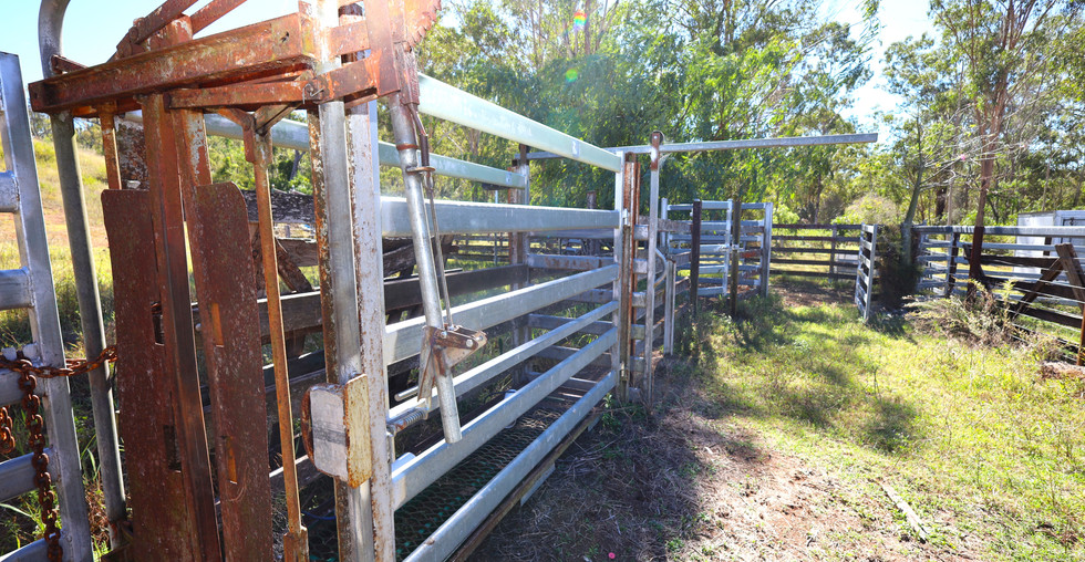 FOR SALE South Scrub Country at its finest!