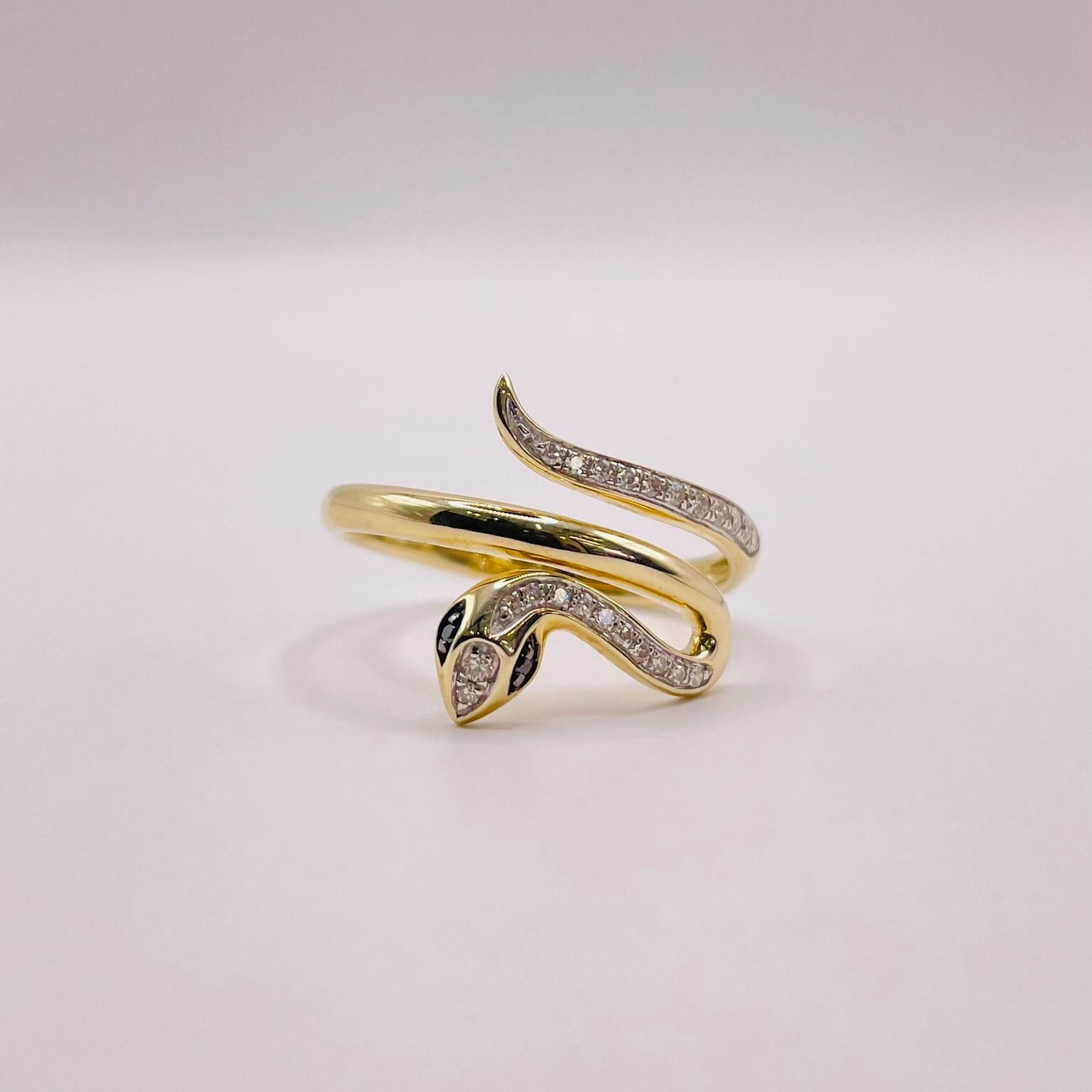 Black Eyed Snake Ring