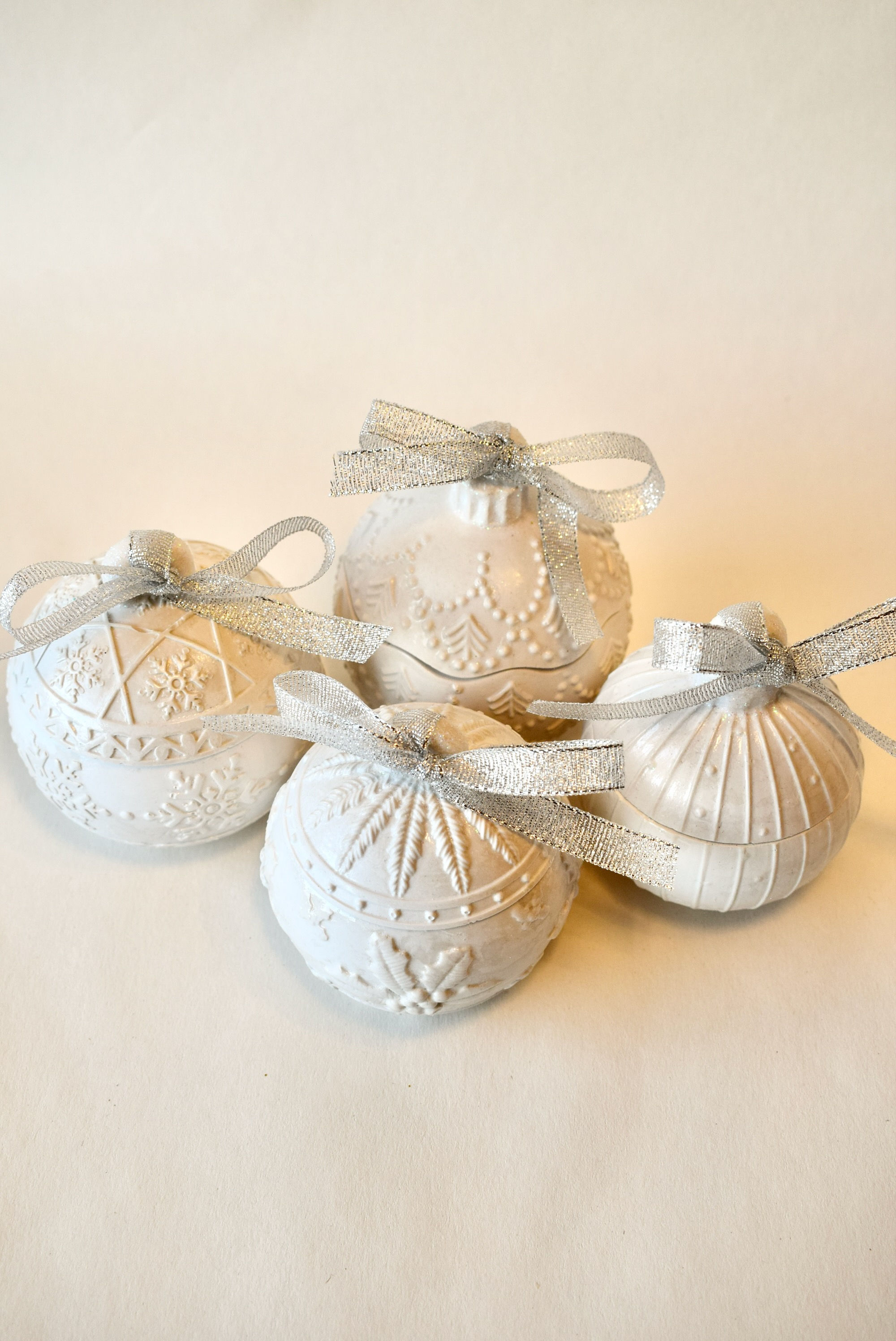 Aurea Noël | PACK 4 Velas Ornamento