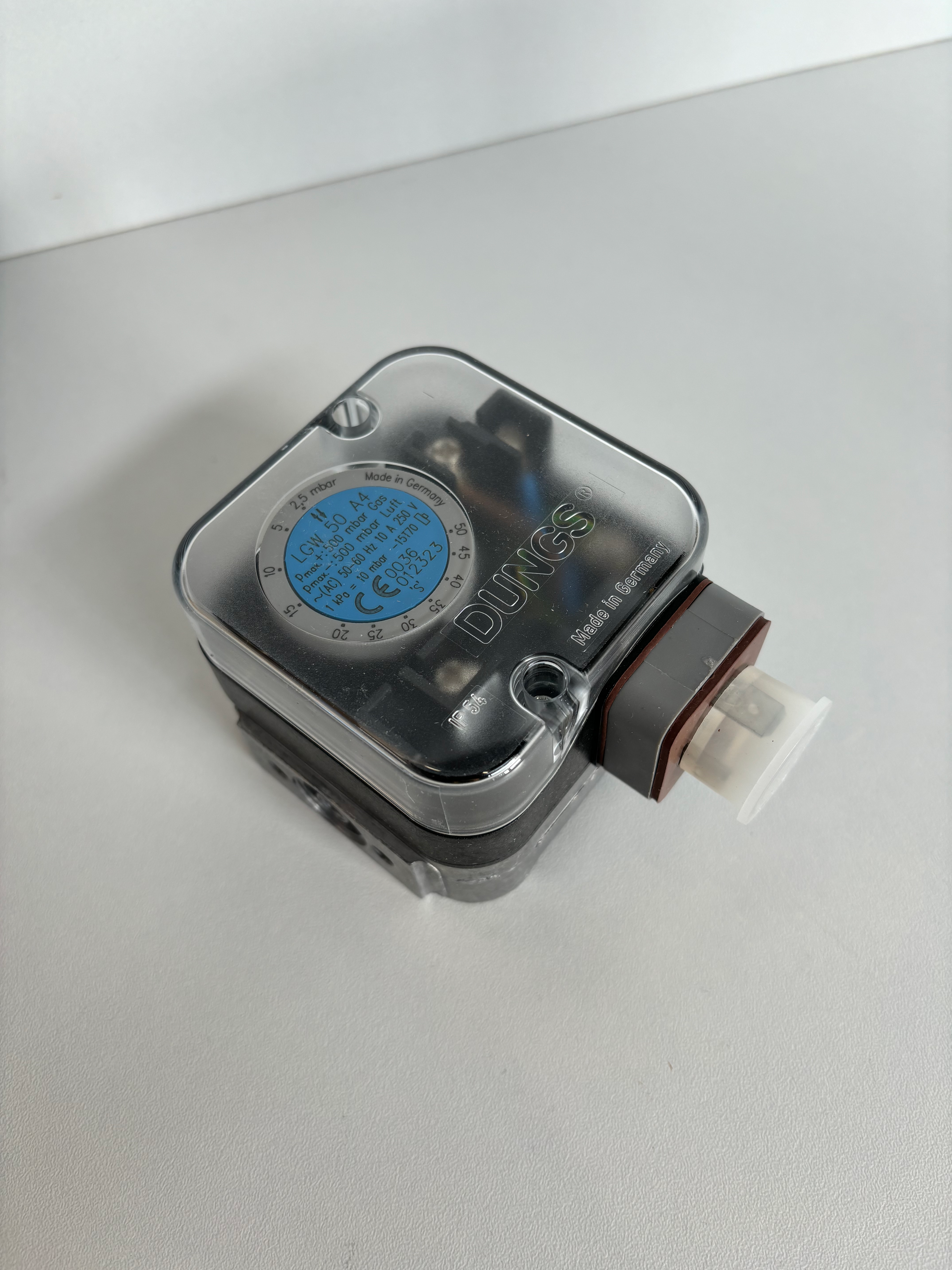 272347 Pressostats  2,5 - 50mbar - Dungs