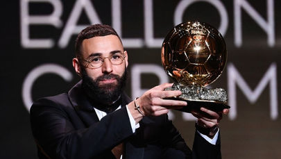 Distinction Honorifique : Karim Benzema Remporte le Ballon D'Or France Football 2022.