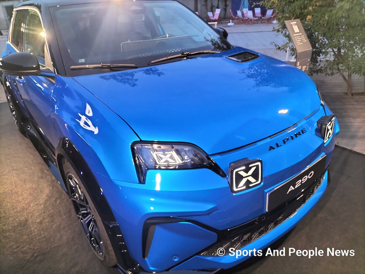 © Sports And People News