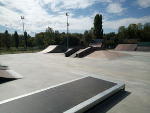 Rénovation du sol du skatepark