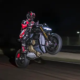 Ducati Streetfighter V4 2023 : la supersportive naked