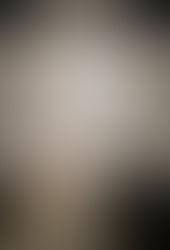 BLACK MINIMALIST INTERIOR DESIGN 