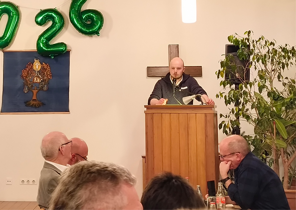 Das amtierende Landtagsmitglied und Harlingeröder Christoph Willeke (SPD) teilt seine Gedanken mit der Runde. Foto: PUR