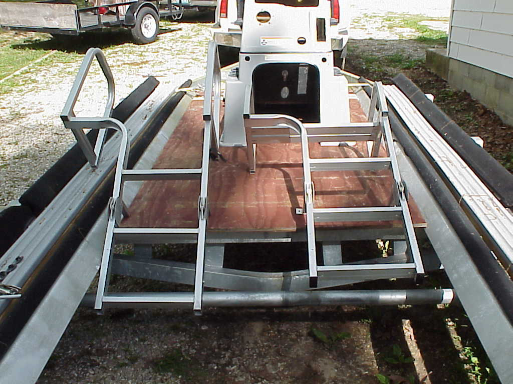 FOLDING STERN & SIDE MOUNT BOAT LADDERS website