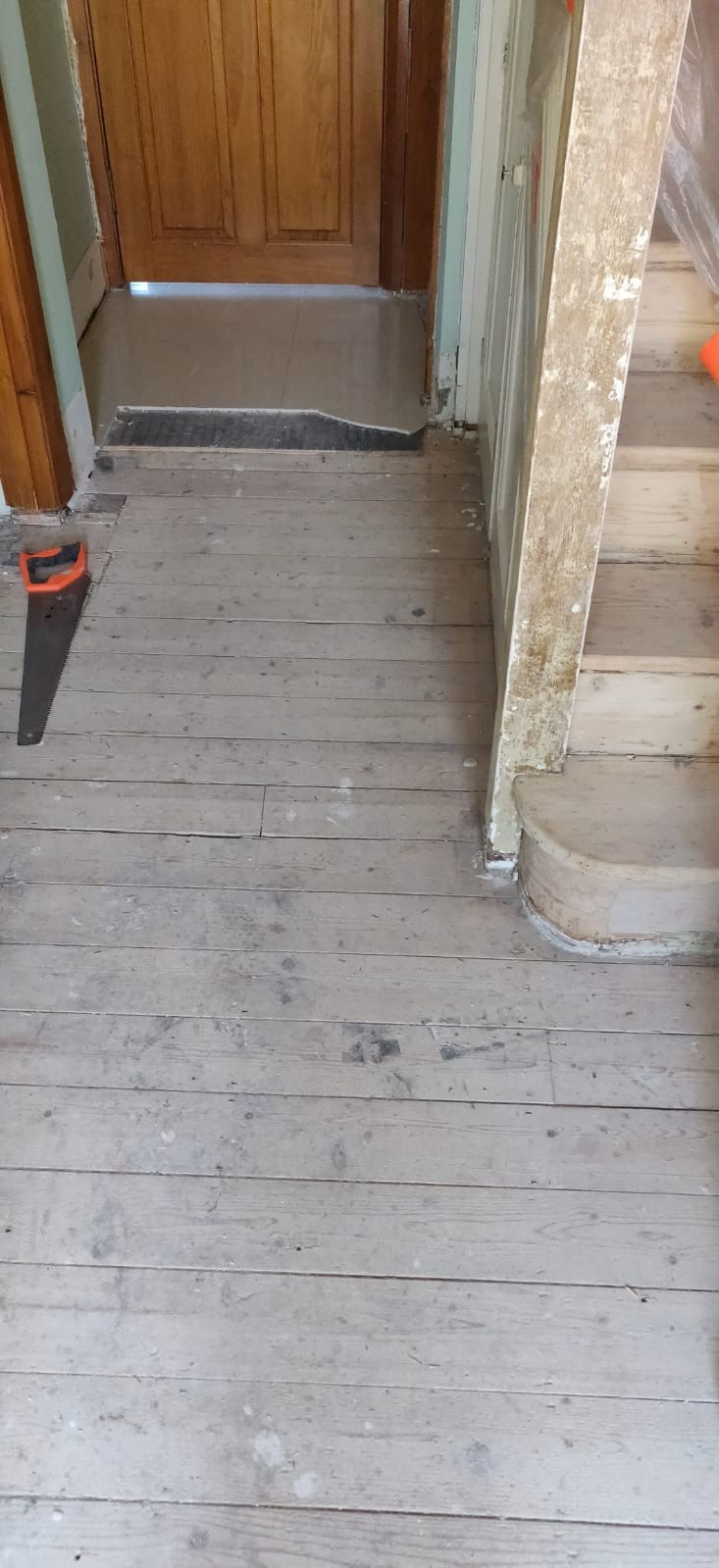 entrance-floor-prep-new-malden-kt3