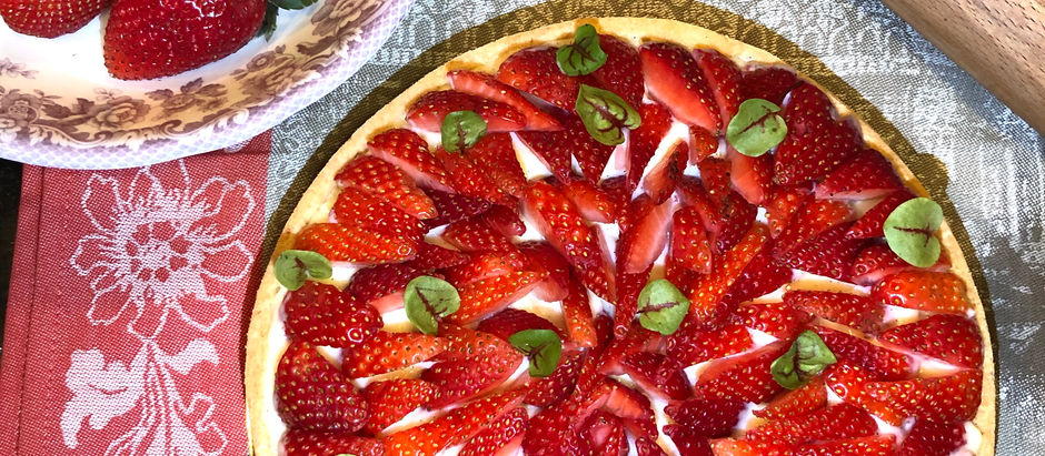 Strawberry Tart with Crème Pâtissière  
