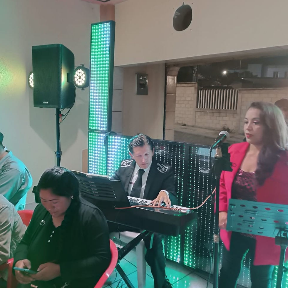 "El condor pasa" Cecilia Monterrosas German