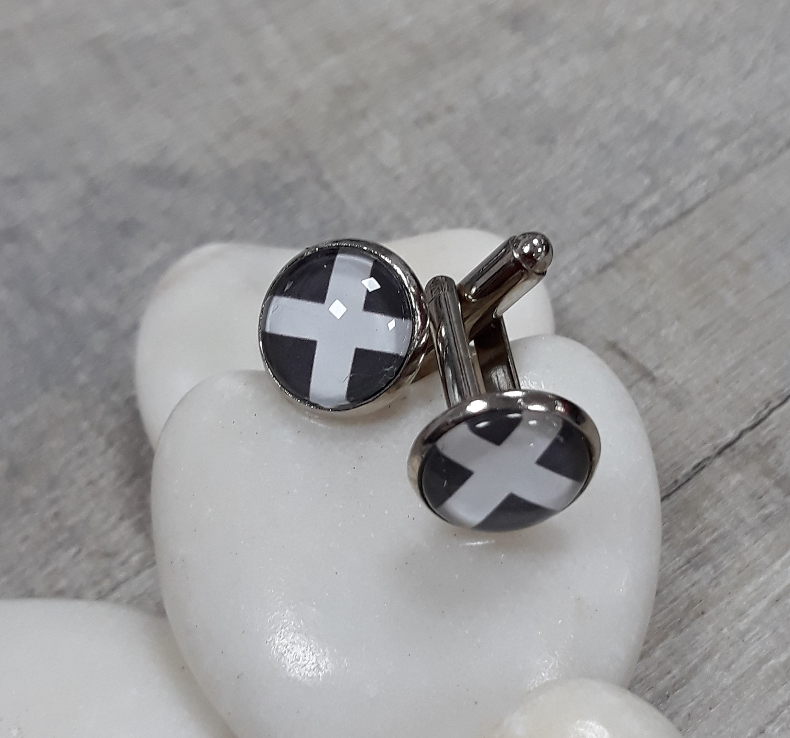 St Piran's flag cufflinks, 20mm