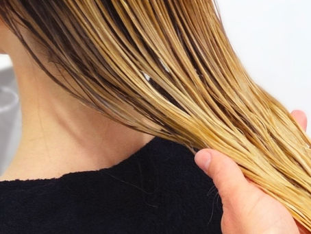 Capelli lunghi e 3 consigli pratici per l’estate 2023 di Wonderlong parrucchieri