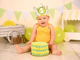Sesión en Estudio Smash Cake Cumpleaños con Tarta Madrid 