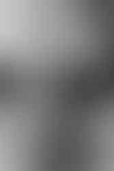 Ensaio gestante lifestyle minimalista em casa.