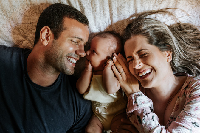 Ensaio lifestyle recem-nascido em casa