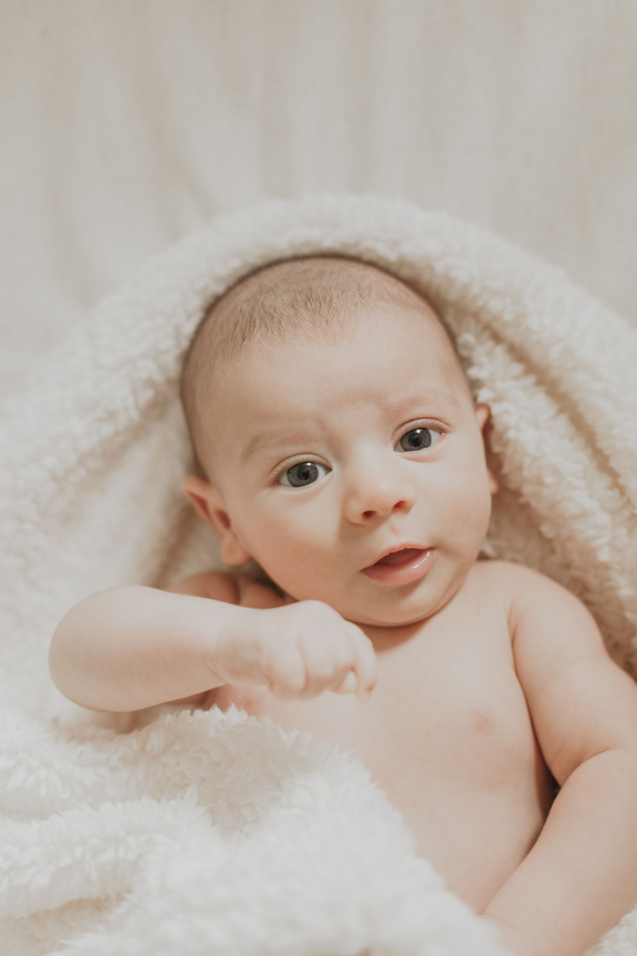 Sessão newborn natural em casa