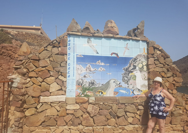 Poblados, playas , marismas y calas colindantes hasta llegar al Cabo de Gata .