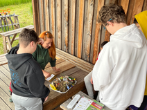 22. 5. Badatelská výuka v Lučním sadu, Zlatníky 