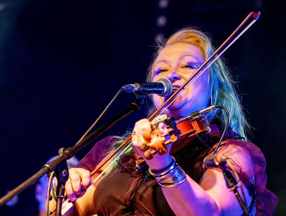 Eliza Carthy & The Restitution