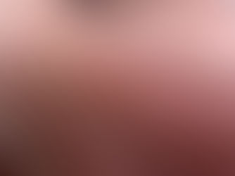 Maquillage pour mettre en valeur les taches de rousseur sans les masquer