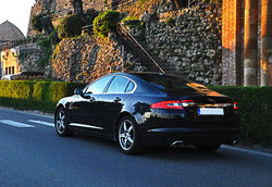 jaguar-xf_3
