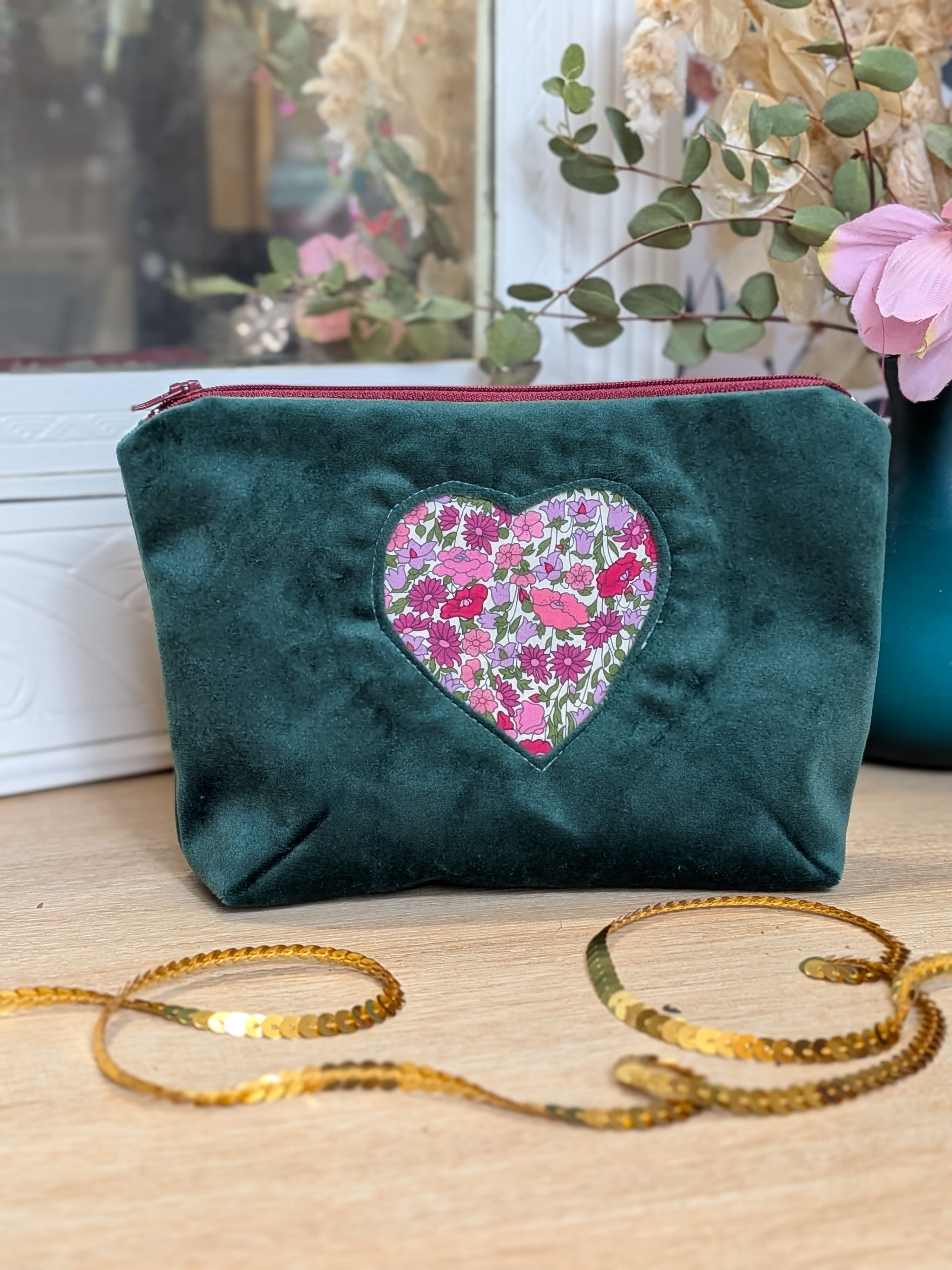 Trousse cœur liberty et velours ras vers