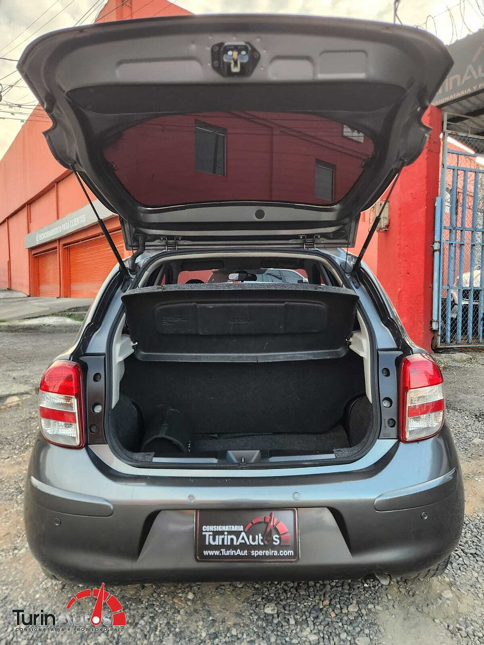 Miniatura: NISSAN MARCH 1.6 MECANICO 2018