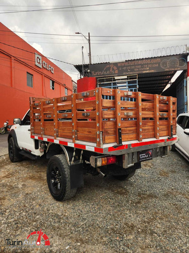 NISSAN FRONTIER D22 ESTACAS 2.5 DIESEL 4X4 2015
