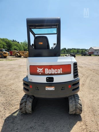 Miniature : 2015 BOBCAT E32