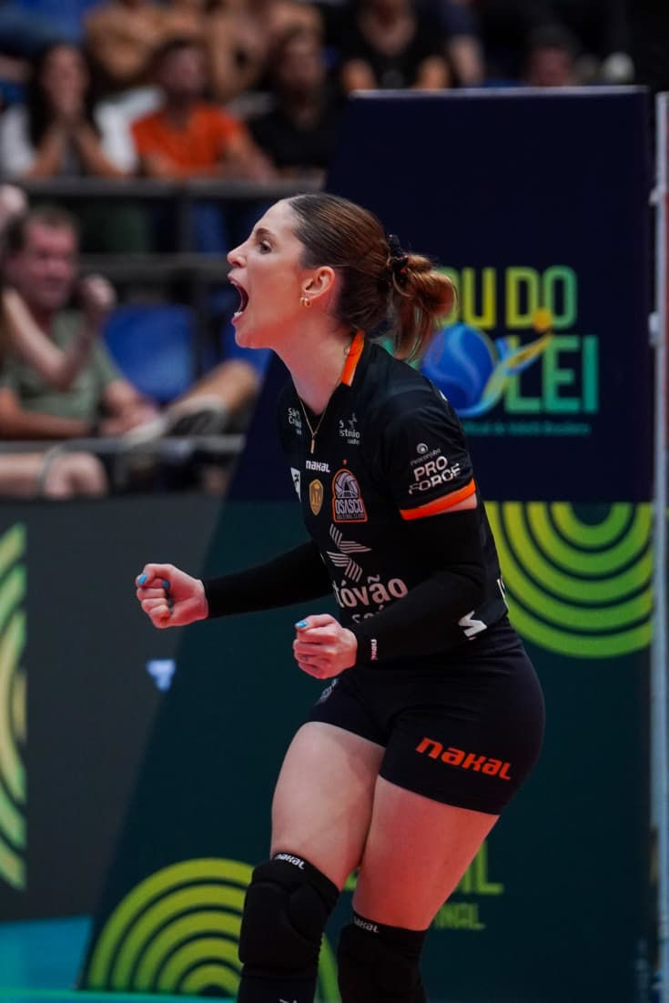 Osasco São Cristóvão Saúde encara decisão em noite de festa para Camila Brait