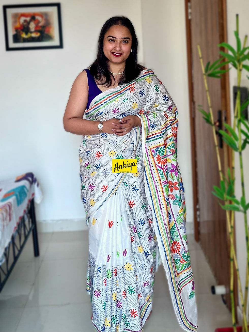 Thumbnail: WHITE MULTICOLORED BLENDED SILK KANTHA SAREE