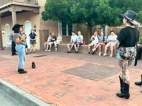 Tour guide sharing ghost stories in Albuquerque