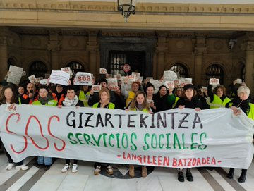 La plantilla de Acción Social del Ayto de Donostia secunda el paro con un alcance total