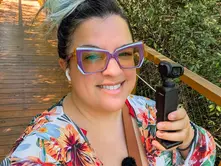 Créatrice de contenu en voyage