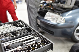 Mechanic tools on bench