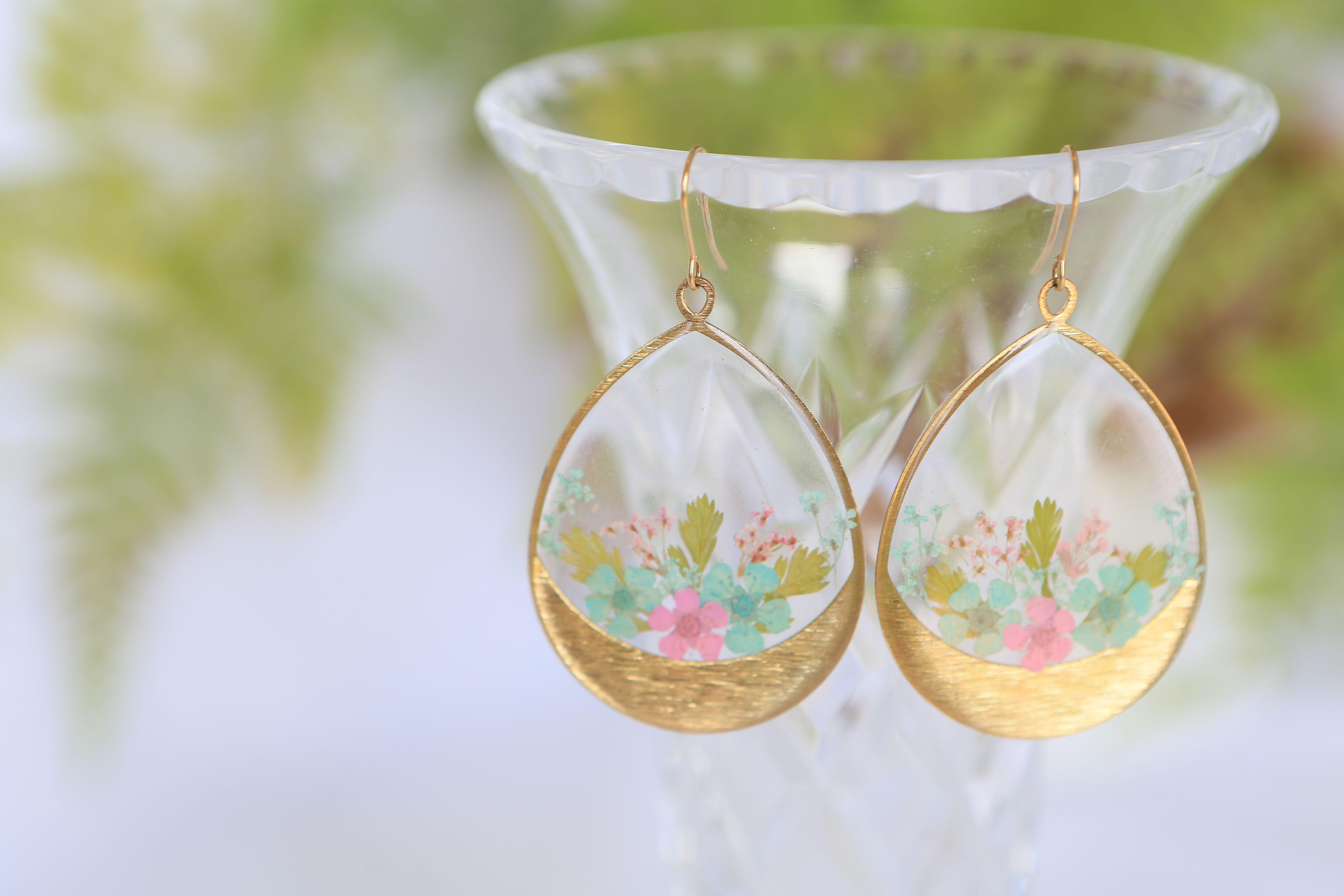 Florabunda Spring Aqua & Pink Drops