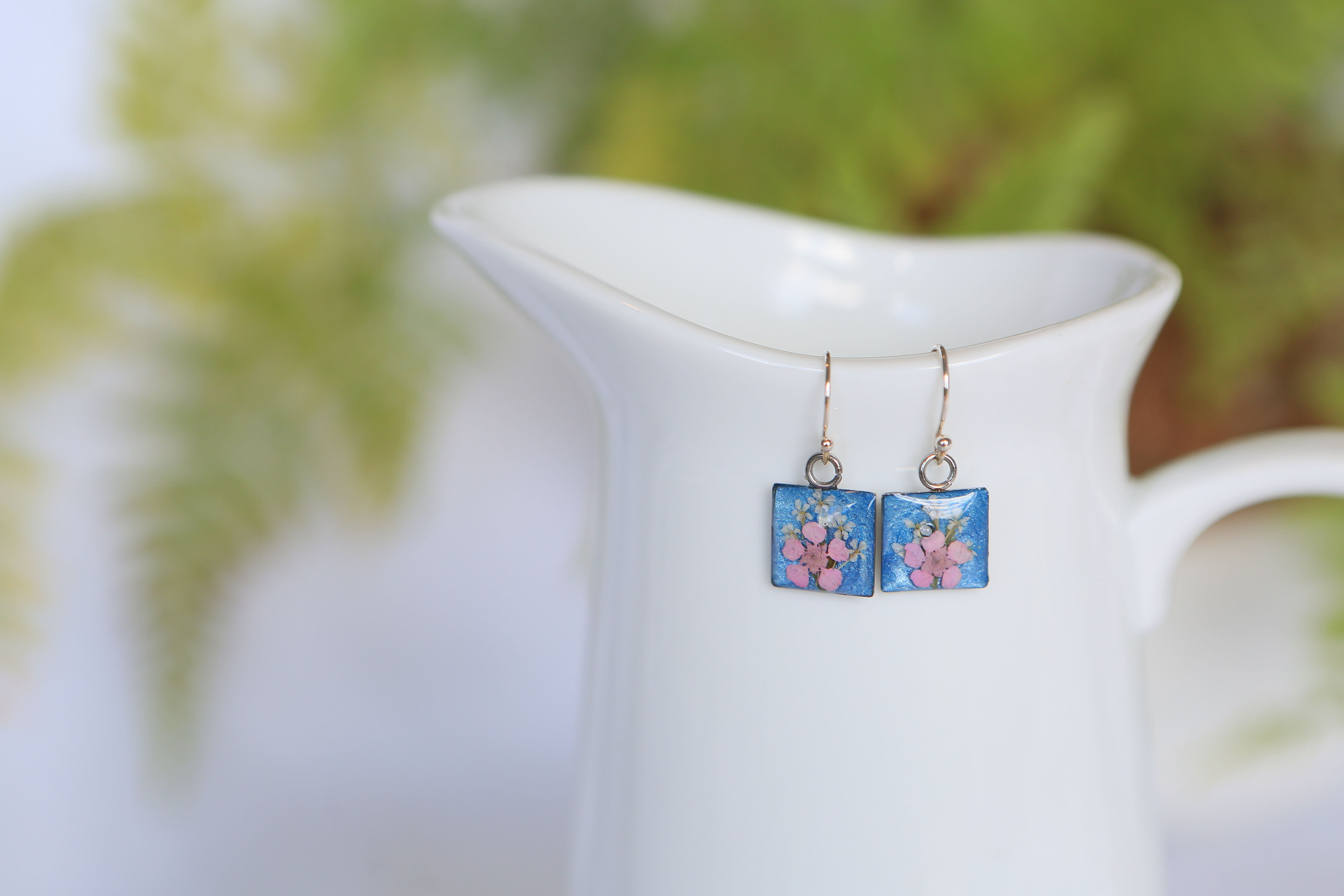 Florabunda Tiny Pink & Blue Square drops