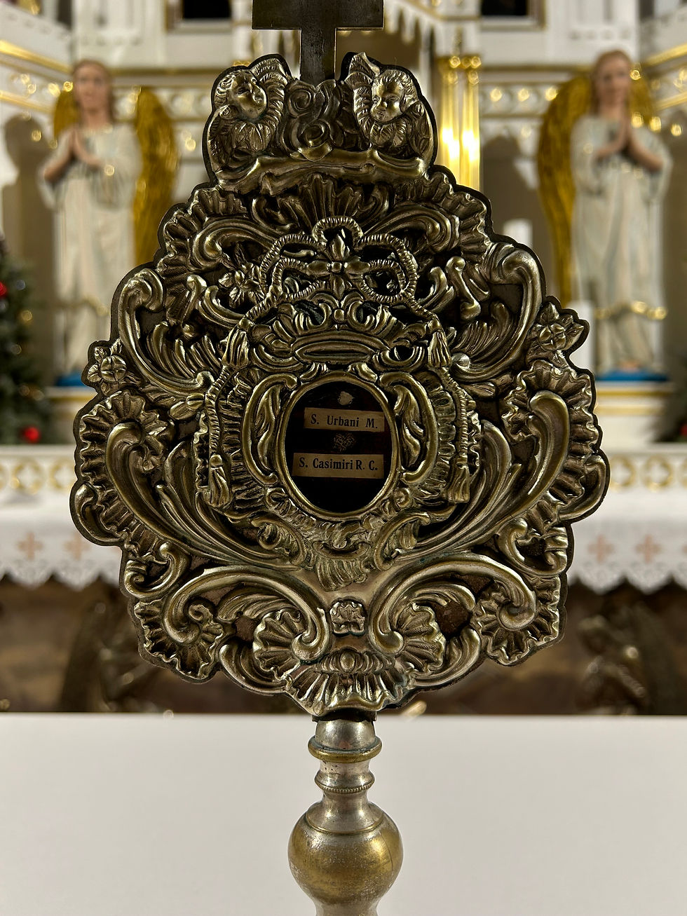 Šv. Kazimiero relikvijos esančios bažnyčioje.