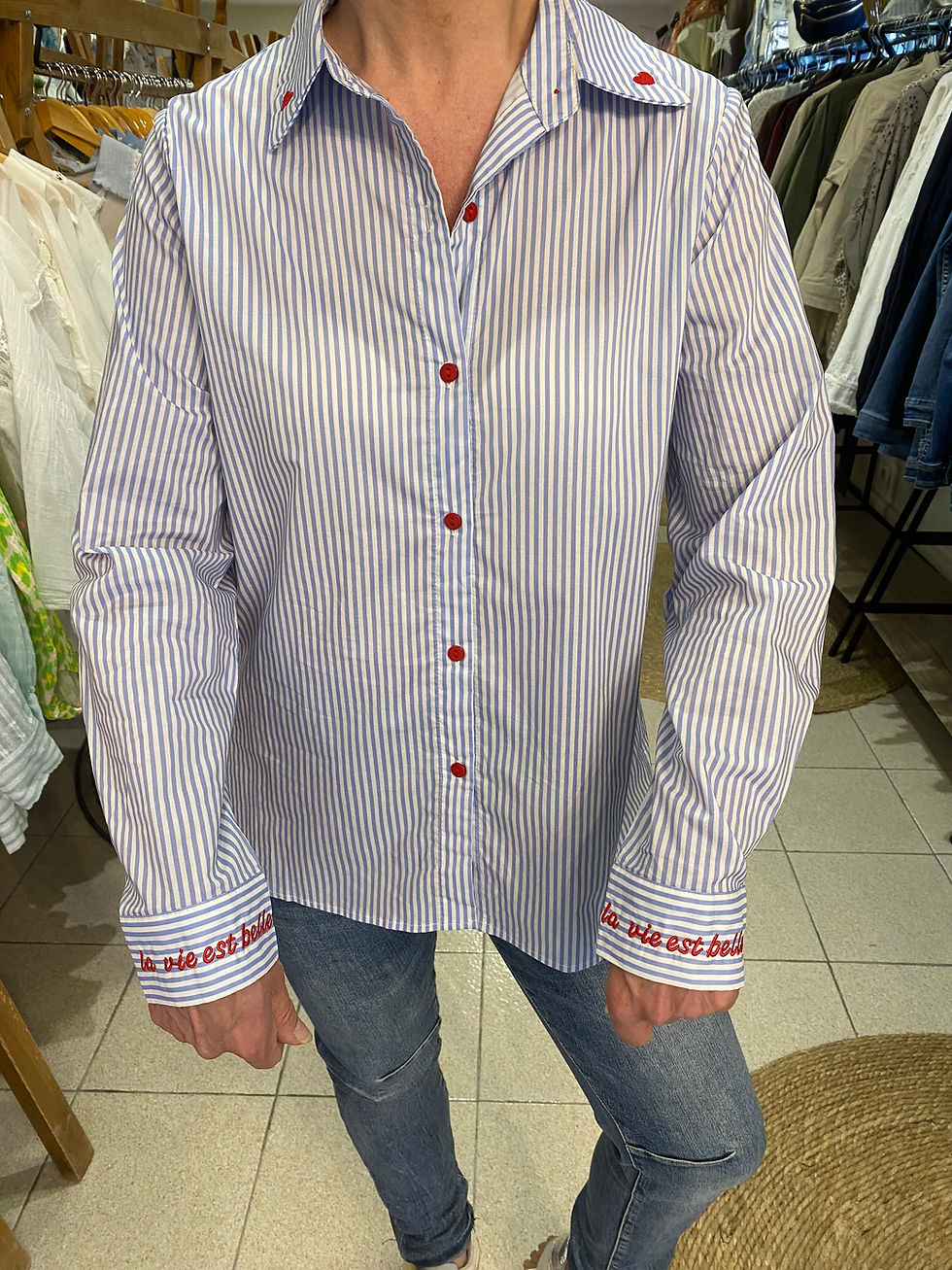 Miniature : Chemise Agate avec coeurs et écriture "La vie est belle" 
