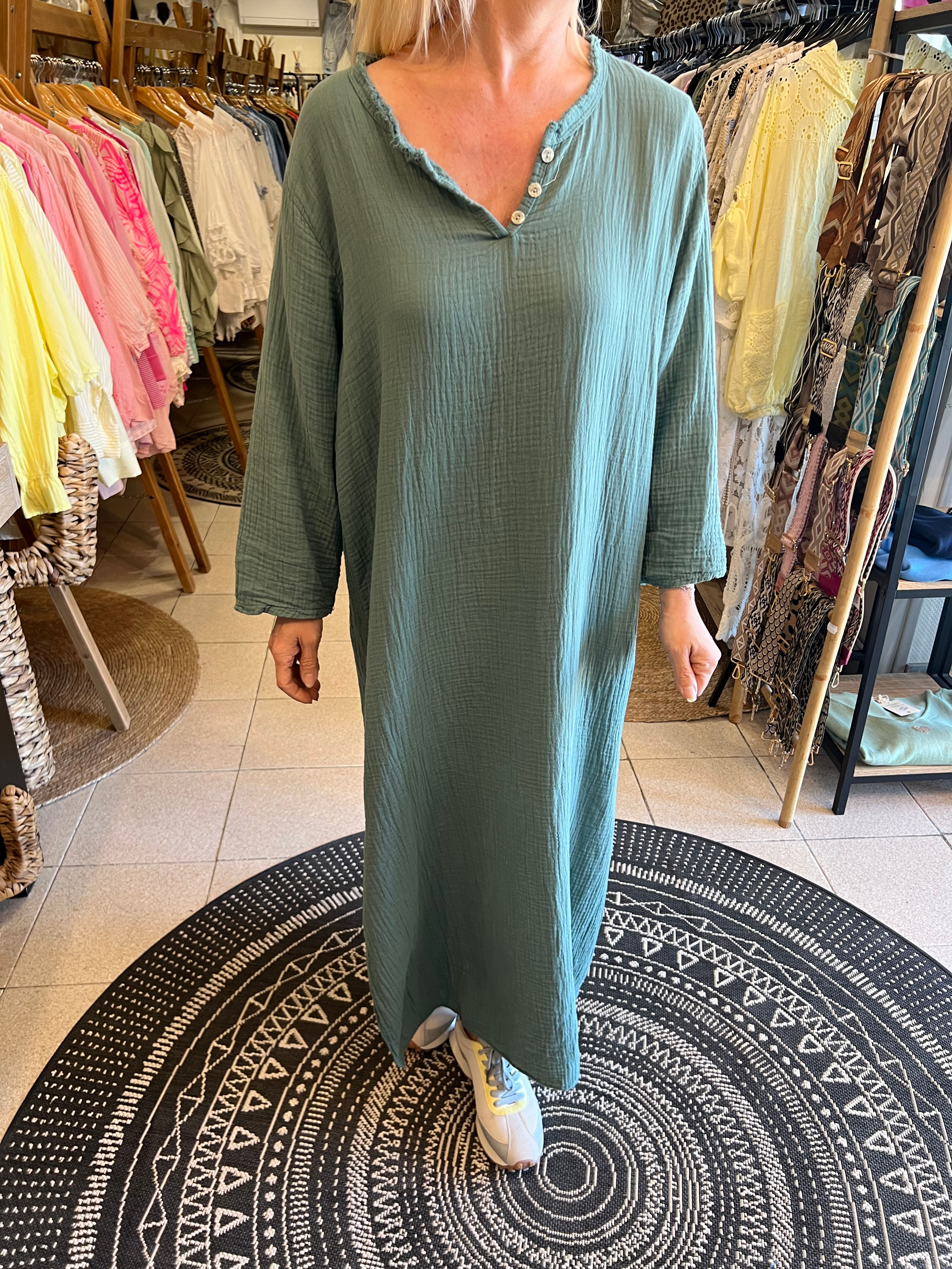 Robe unie en gaze de coton manches 3/4