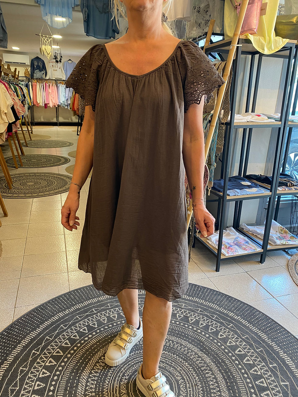Miniature : Robe avec broderie Lyna