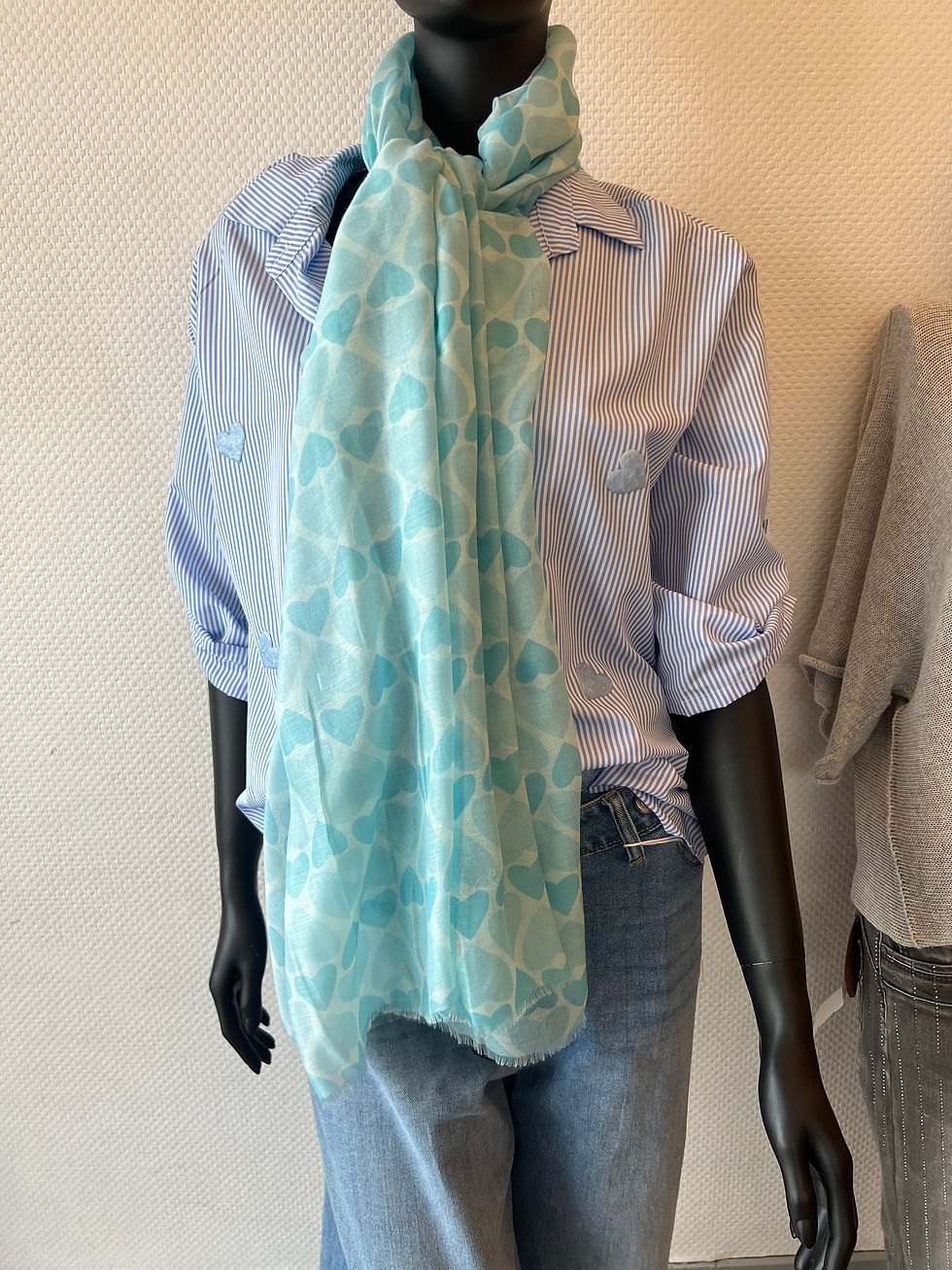 Miniature : Foulard avec cœurs 