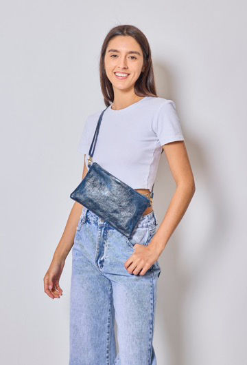 Miniature : Pochette brillante en cuir avec bandoulière 