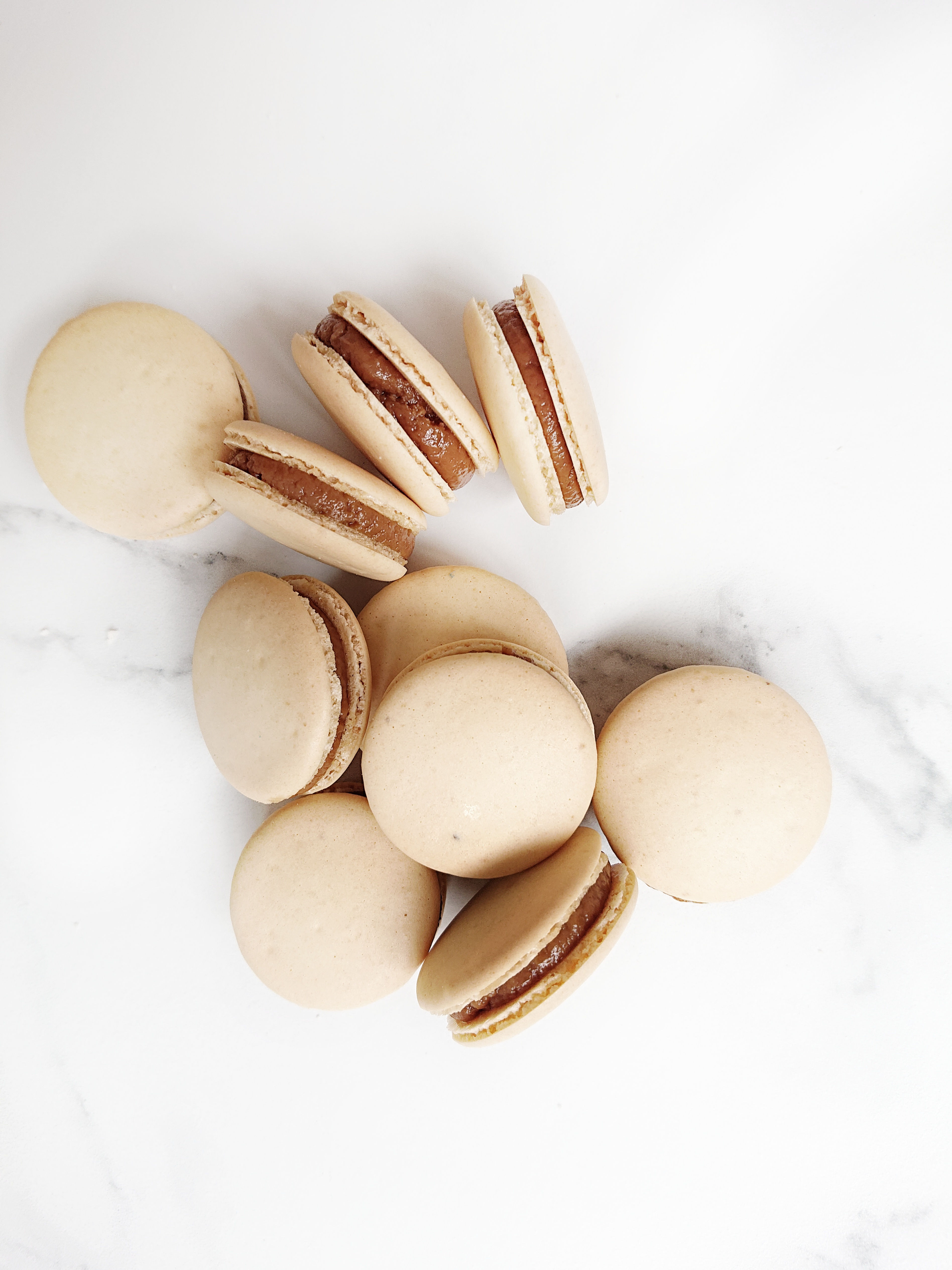 SALTED CARAMEL MACARON