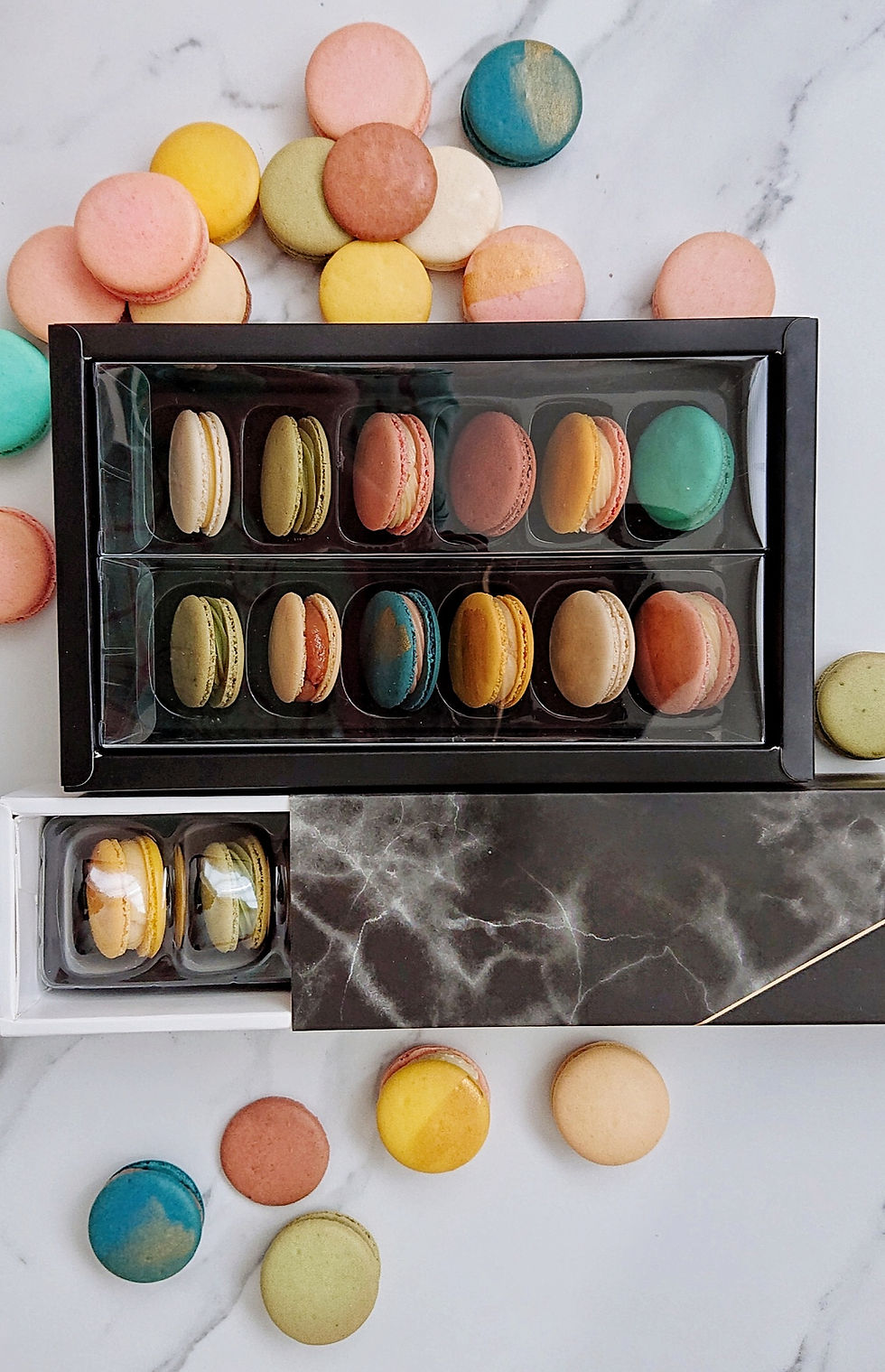 Thumbnail: MILK MACARON